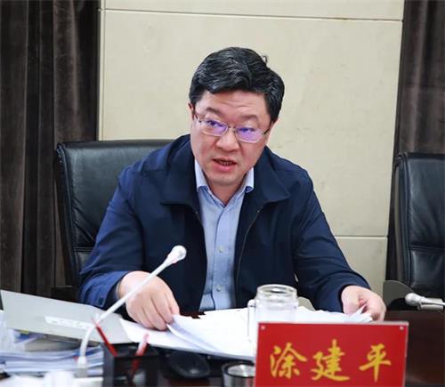 彰显省会担当，，，，，我们城投人这么干！